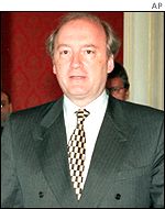 Hubert_Vedrine01.jpg